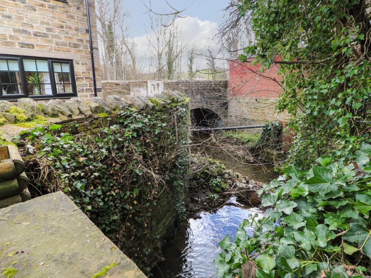 The Cottage Barnsley Bagian luar foto