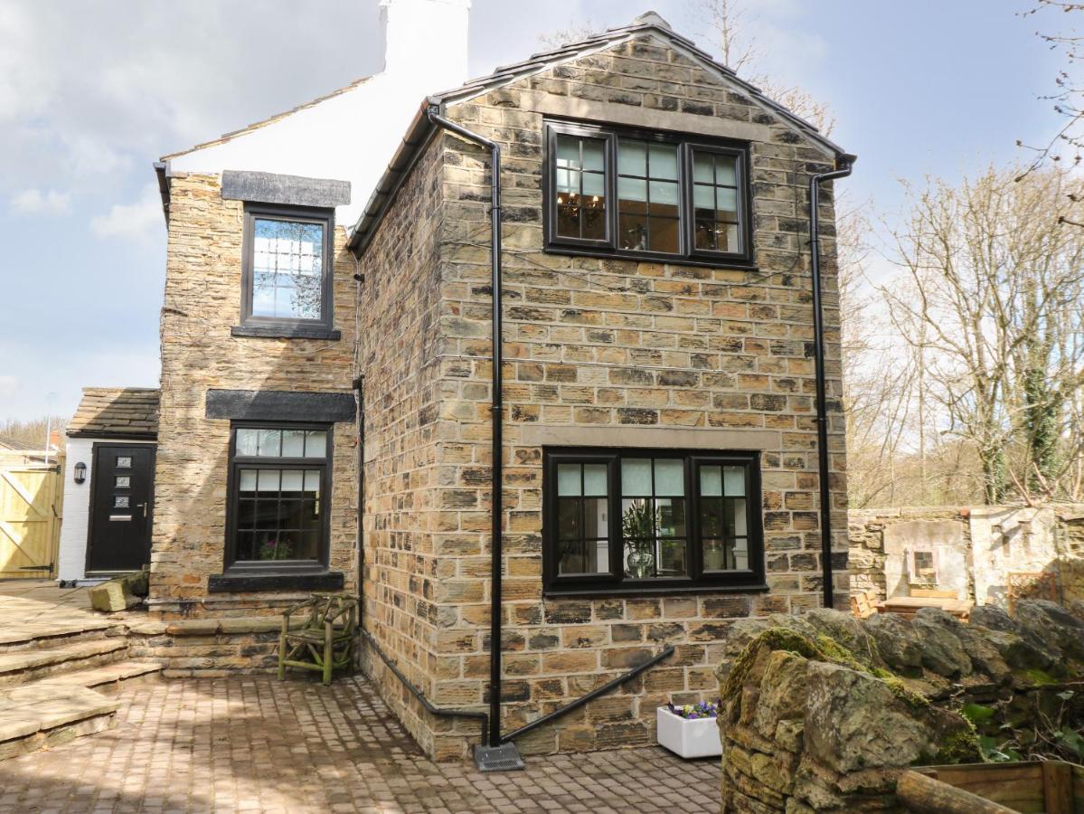 The Cottage Barnsley Bagian luar foto