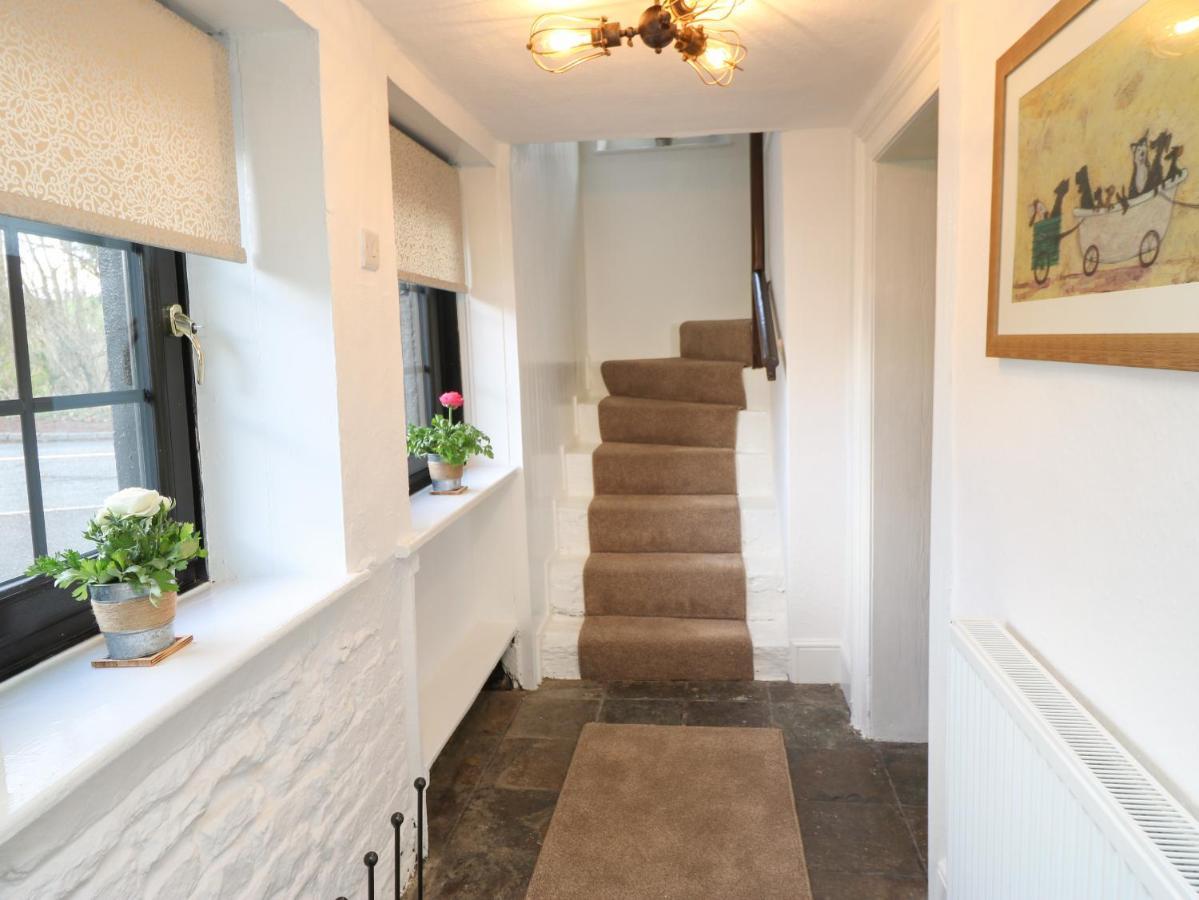 The Cottage Barnsley Bagian luar foto